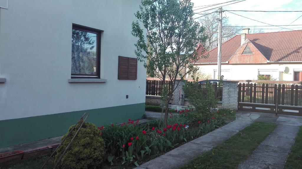 Plajbi Apartment Hajduszoboszlo Exterior photo